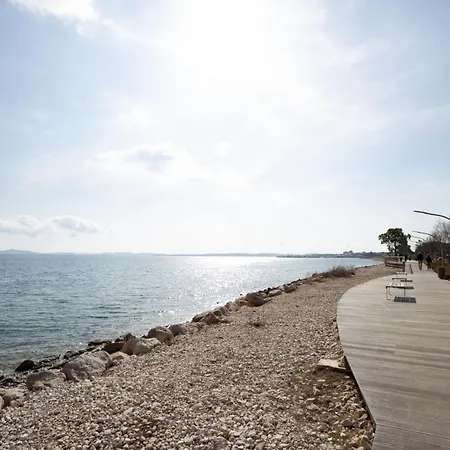 Port De La Gavine-34 By Interhome Hyères
